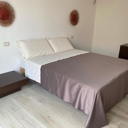 Ajo' Da Paolo Bed and Breakfast Budoni Exteriör bild